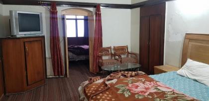 Hotel and Flats Murree - image 11