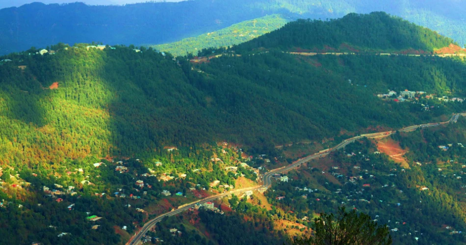 Murree Weather Guide: Best Time to Visit & What to Expect