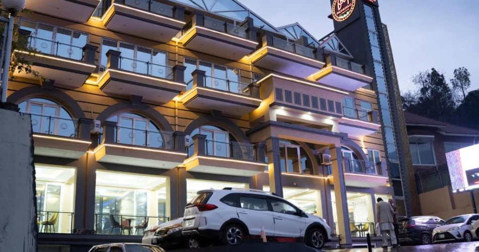 Best Hotels in Murree: Where to Stay for Comfort & Scenic Views